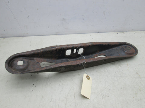 Mercedes W123 240 300 230 manual transmission cross member mount (USED)