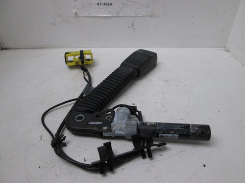 BMW E46 Coupe/Convertible Left Front Seat Belt Receiver 8257789 (USED)