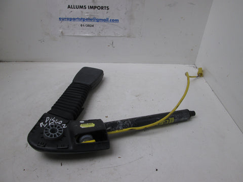 Land Rover Discovery 99-04 Right Front Seat Belt Receiver (USED)