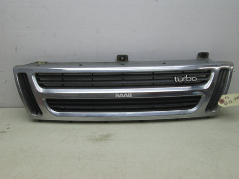Saab 900 Classic 87-93 Front Grille 6926778 (USED)