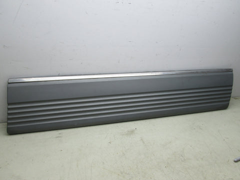 Mercedes W126 Sedan 81-85 right Front Lower Side Molding Grey 1266902440 (USED)