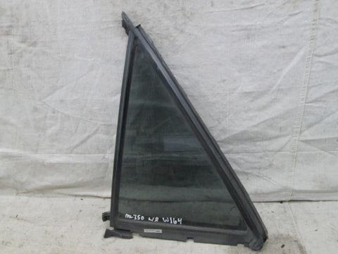 Mercedes W164 ML350 ML500 left rear quarter glass window