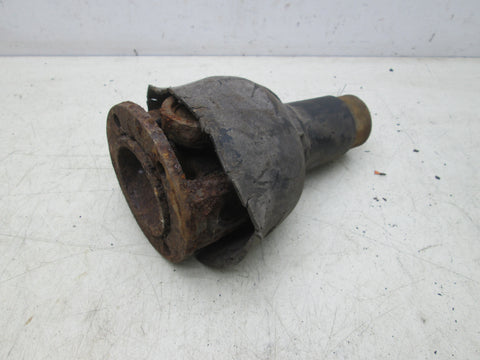 Triumph TR6 rear axle flange U joint yoke Axle (USED)