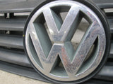Volkswagen Passat 98-01 grille 3B0853653C