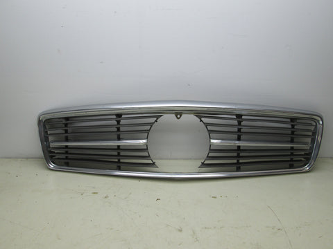 Mercedes R107 72-89 350SL 450SL 380SL 560SL Front Grille Assembly 1078881523 (USED)