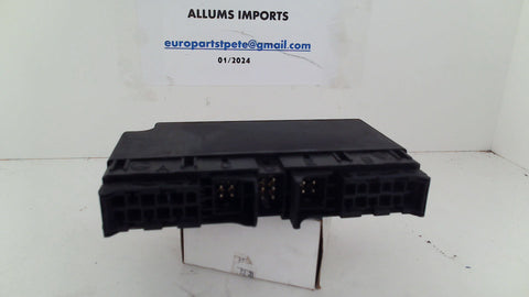 Mercedes W124 Seat Belt Comfort Control Module 1248203026 (USED)