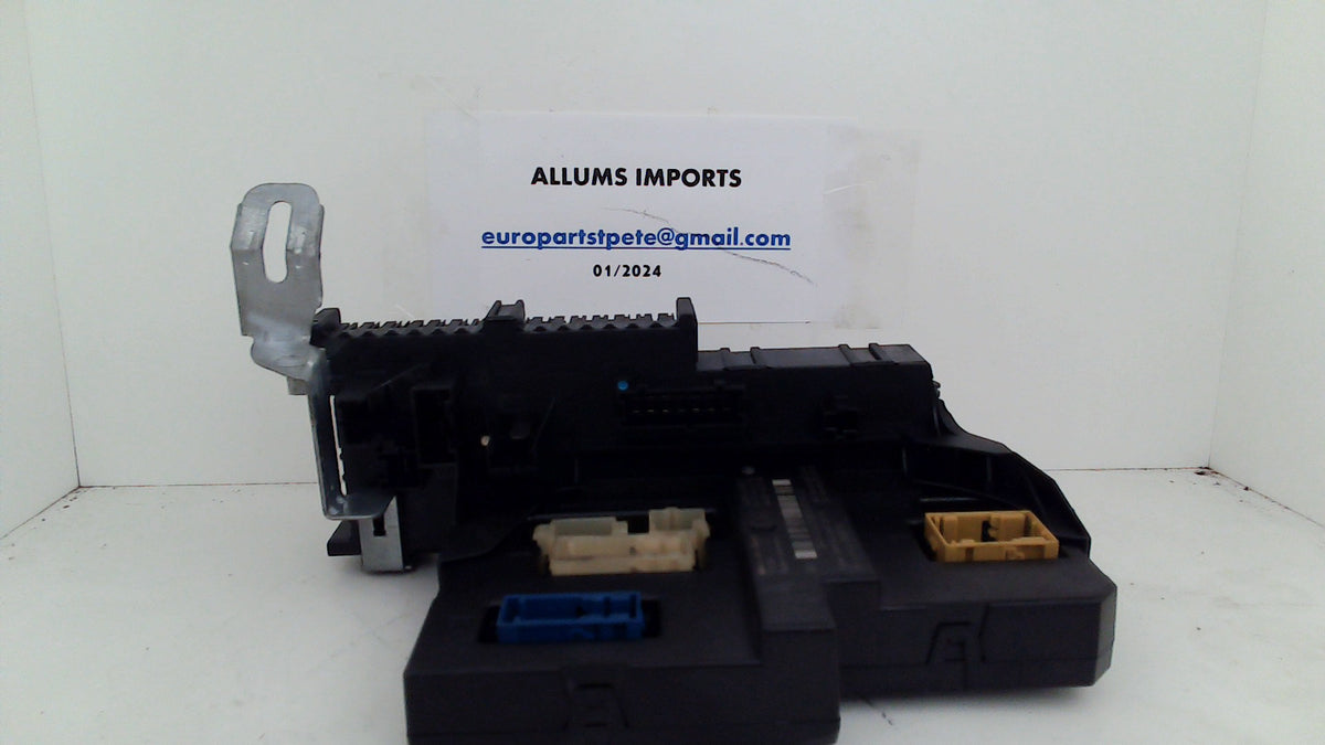 Mercedes W204 08-11 Rear SAM Module Relay Block 2045458201 (USED ...