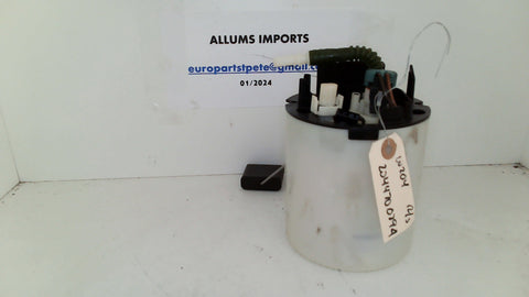 Mercedes W204 Fuel Pump Right 2044700794 (USED)