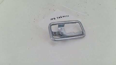 Mercedes W108 W109 Right Inner Door Handle Trim 1087660611 (USED)