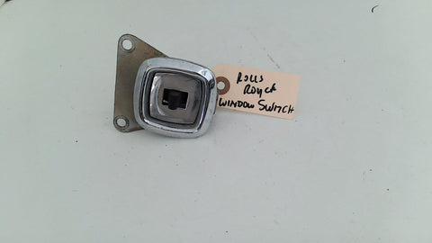 Rolls Royce Silver Shadow 65-80 Front/Rear Window Switch w/Bezel (USED)