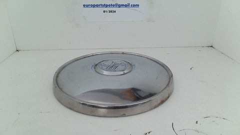 Fiat 124 Spider Hubcap (USED)