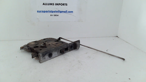 Rolls Royce Silver Shadow 65-80 Right Front Door Latch Assembly (USED)