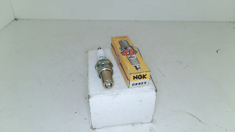NGK Spark Plug DR8ES (NEW)