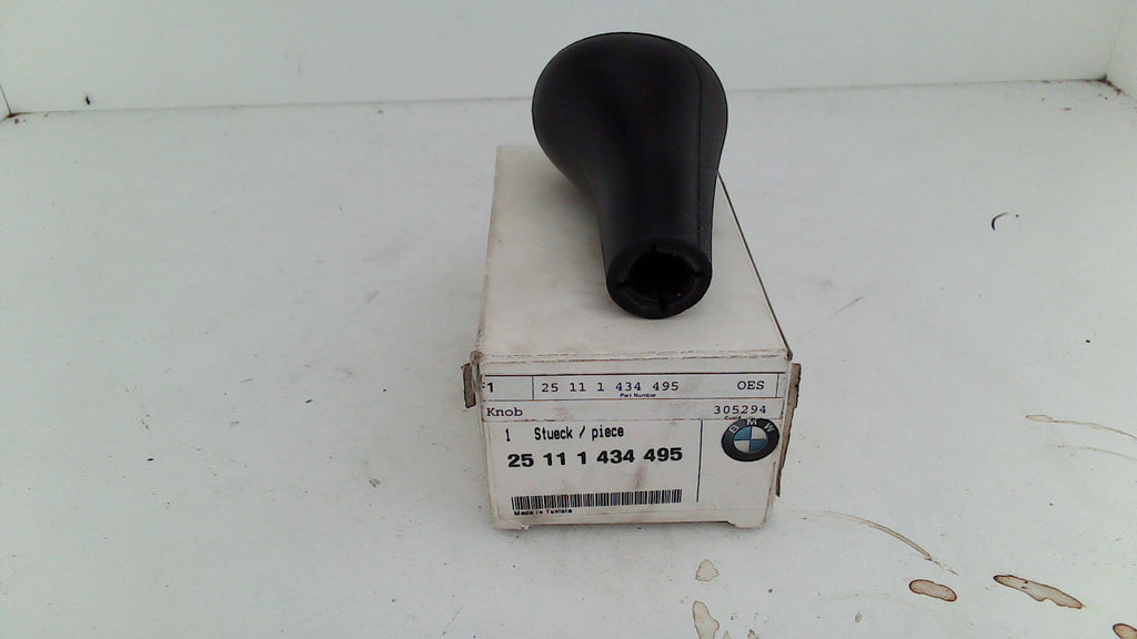 ムンムン BMW Shift Knob 5 Speed 25111434495 (NEW) – Allums Imports