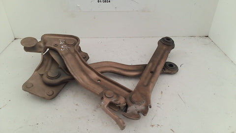 Mercedes W126 Sed. Left Hood Hinge (USED)
