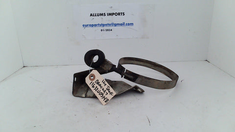 Mercedes W123 W126 W115 Suspension Hydraulic Fluid Reservoir Bracket  1163200514B (USED)