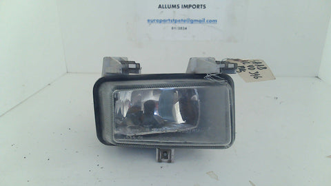 Saab 900 94-98 Right Front Fog Light 4240396 4469201 (USED)