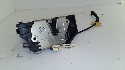 BMW Right Front Door Latch wo/Comfort 51217202146 (USED)