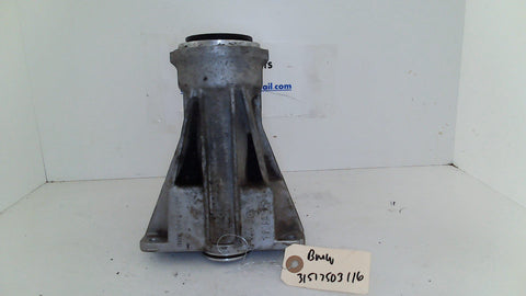 BMW X5 E53 Axle Differential Support Bearing Bracket 31517503116 (USED)
