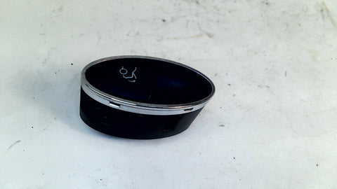 Mercedes W211 Trunk Release Switch 2118211151 (USED)