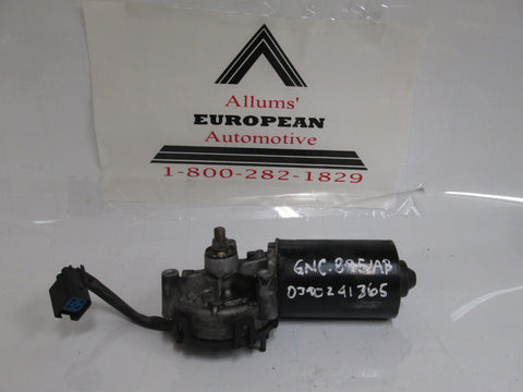Jaguar XJ8 XJR Vanden Plas 98-03 Wiper Motor 0390241365 (USED)