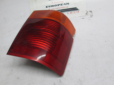 95-99 Range Rover right outer tail light AMR4102