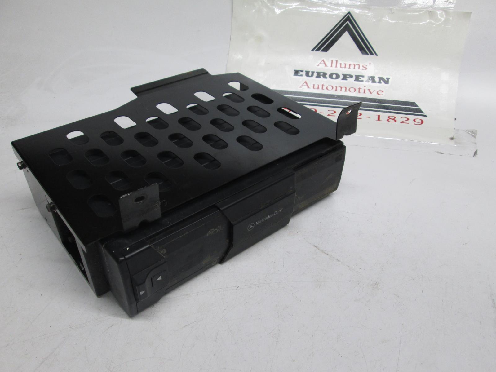 Mercedes 6 Disc CD Changer 0028205989 (USED) – Allums Imports