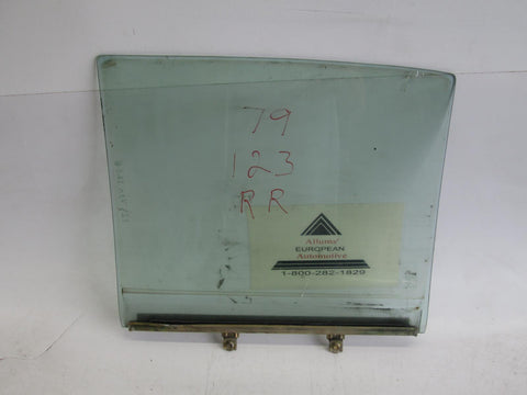 Mercedes W123 300 240  right rear door glass window