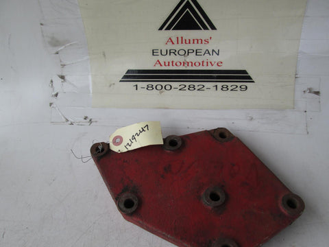 Volvo engine bracket mount 1219247