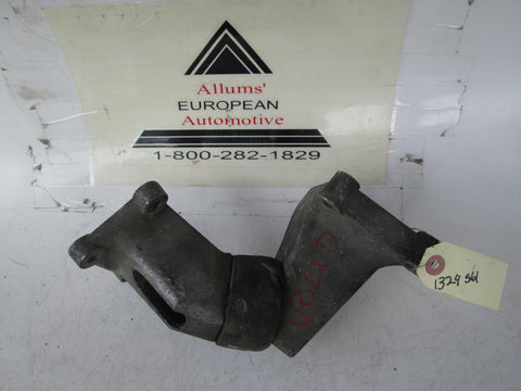 Volvo engine bracket mount 1329561