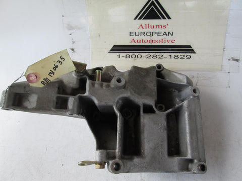 Mercedes engine mount bracket 1111310635