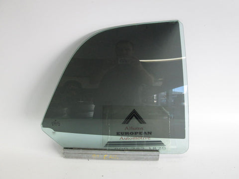 Volkswagen cabrio right rear quarter glass window 99-02