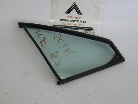 Volkswagen 85-88 Scirocco right front quarter vent window glass 533845252B