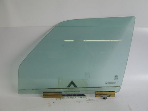 Range Rover 98-02 left front door glass window