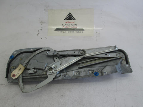 Volvo V70 S70 right front window regulator 9152724