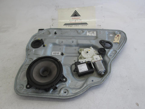 Volvo S40 right rear window regulator 31253516 04-11