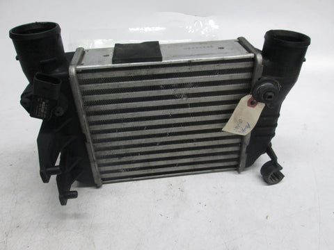 Audi A4 02-05 intercooler 8E0145805