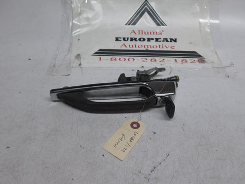 Mercedes W126 W123 front outer door handle with key