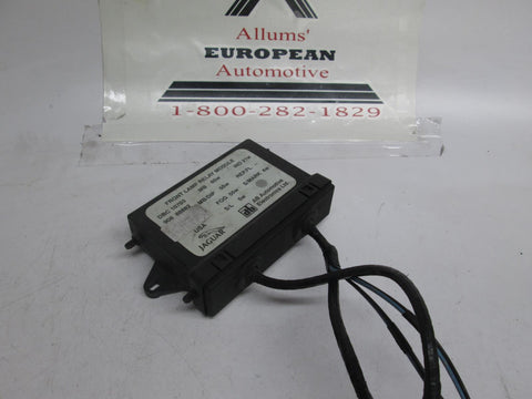Jaguar XJ6 front lighting control module DBC10703