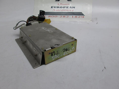 Jaguar XJ6 ECU ECM engine control module DBC4068