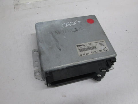 SAAB 900 ECU ECM engine control module 0261203333 42-39-257