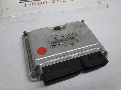 Volkswagen ECU ECM engine control module 0261206506 06A906032C