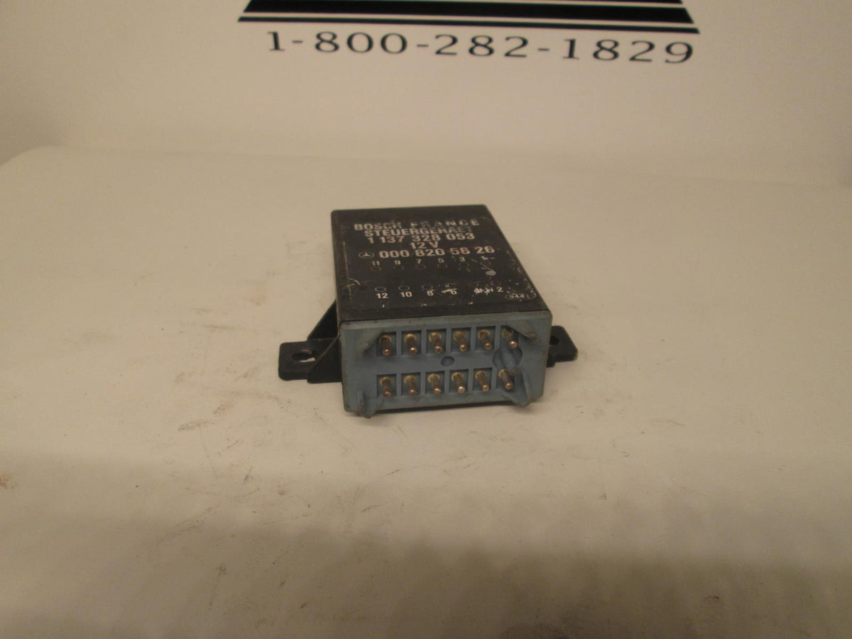 Mercedes W126 seat belt control module 0008205826 Allums Imports