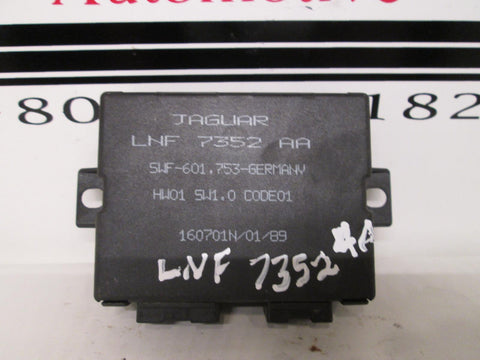 Jaguar parking sensor module LNF7352AA