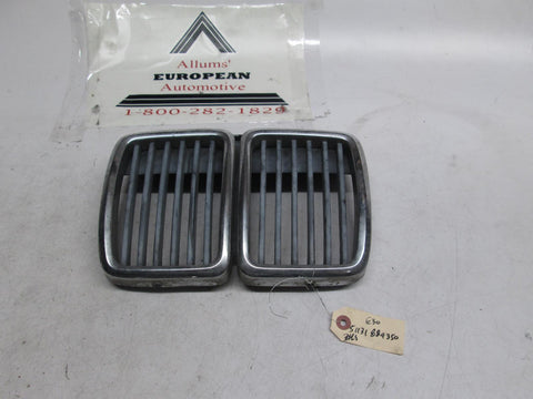 BMW E30 325i 318is 325e center kidney grille 51131884350