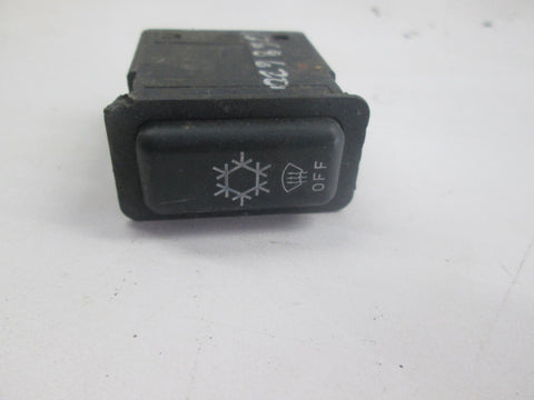 Volvo A/C switch 1368620