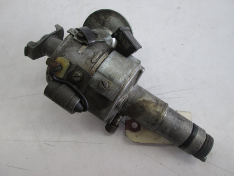 Volvo 164 142 ignition distributor 0231163021