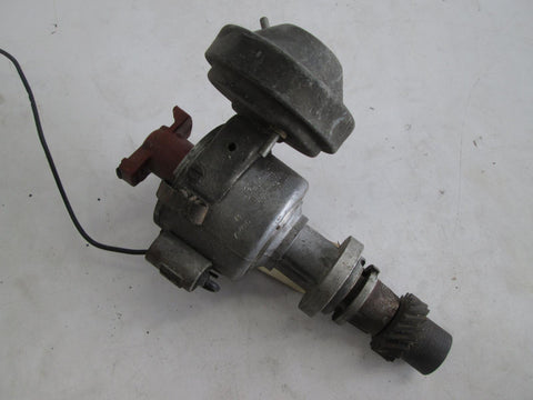 Volkswagen ignition distributor 0231176108 055905205
