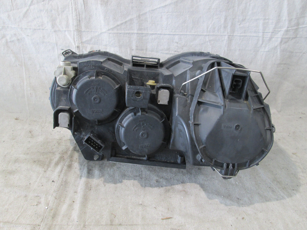 Jaguar XJ8 XJR Vanden Plas right side xenon headlight