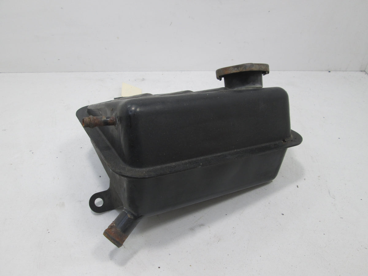 Jaguar XJS coolant expansion tank CBC5929 CCC3699 (USED) – Allums Imports